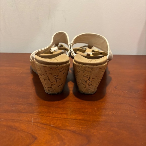 Sketchers Women's Cali Beverlee Sail Away Wedge Sandals in Natural Size 9 - Picture 5 of 11